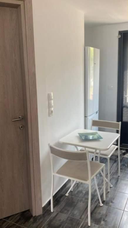 Σπίτι Με Σοφίτα Μπροστά Στη Θάλασσα Villa Trápeza Exteriör bild